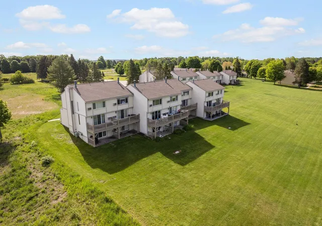5000-townhouse-dr-a3-cedar-mi-49621/hzid_631d07c6