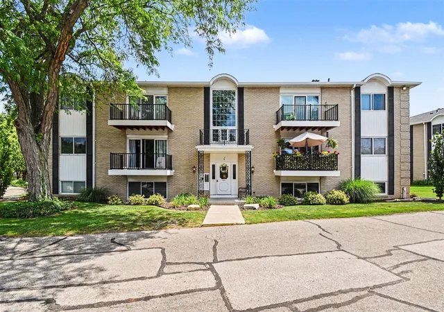2759-leonard-st-c1-grand-rapids-mi-49504/hzid_36d6f857