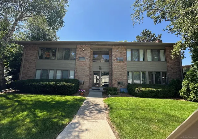 340-concord-pl-3-bloomfield-hills-mi-48304/hzid_3292105b