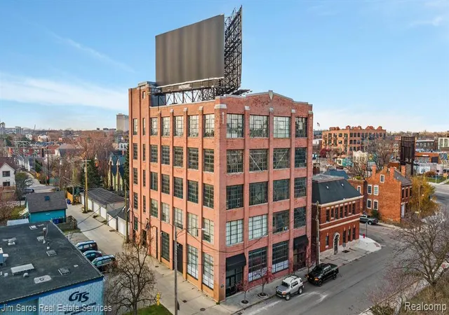 1535-6th-st-6-detroit-mi-48226/hzid_8a3a1bbc