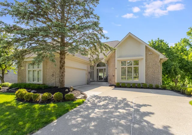 28044-hickory-cir-11-farmington-hills-mi-48331/hzid_bd7d9390