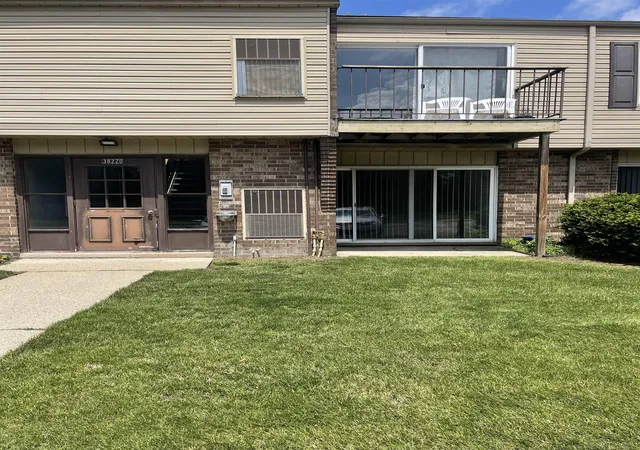 38220-fairway-ct-44a-clinton-township-mi-48038/hzid_e760005c