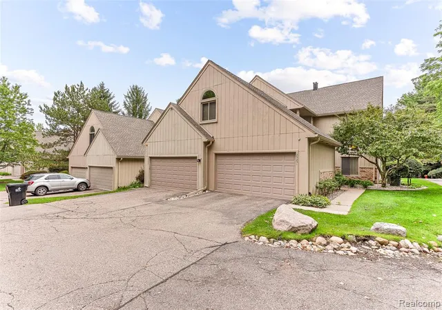 29231-laurel-dr-80-farmington-hills-mi-48331/hzid_403c980c
