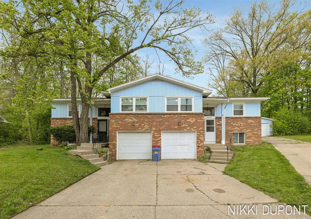 2417-2419-edgewood-ave-grand-rapids-mi-49546/hzid_b462c9c1