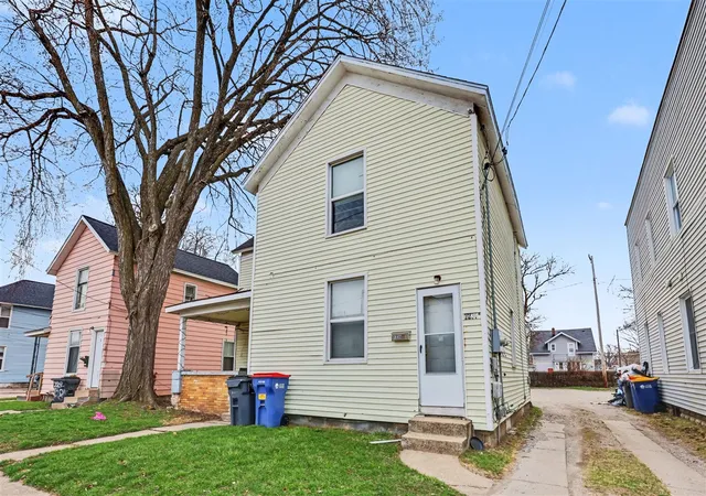 1236-alpine-ave-grand-rapids-mi-49504/hzid_a3f9bdd0
