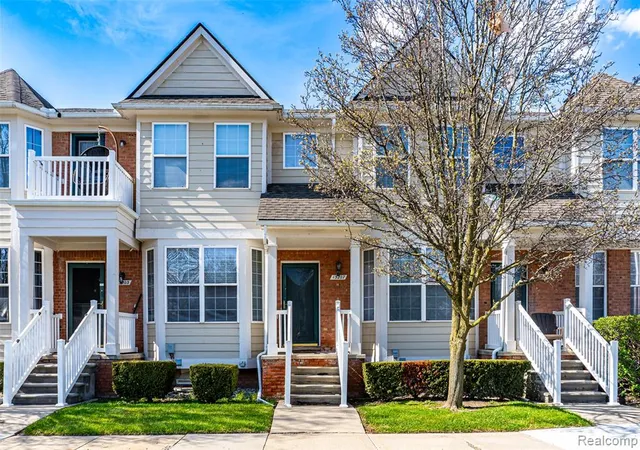 13207-st-ervin-ave-26-detroit-mi-48215/hzid_8d4aaee5