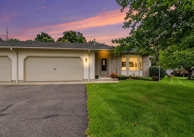 6532-leisure-crk-dr-caledonia-mi-49316/hzid_728c8e6c