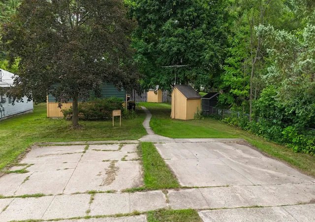 718-720-cooley-st-mount-pleasant-mi-48858/hzid_9632543a