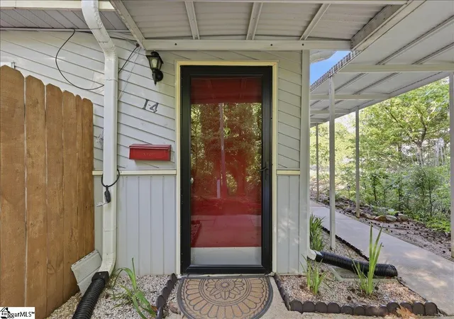 3706-e-north-st-unit-i-4-greenville-sc-29615/hzid_d3e1b816