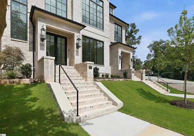 101-sherwood-st-unit-200-greenville-sc-29601/hzid_56eefc83