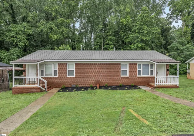 216-victor-ct-apt-9-10-greer-sc-29651/hzid_62cecebd