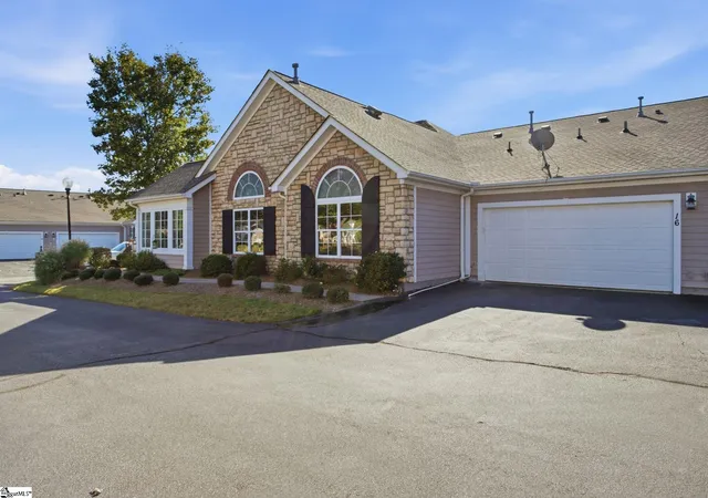 16-fudora-cir-simpsonville-sc-29681/hzid_ad4f4b6f