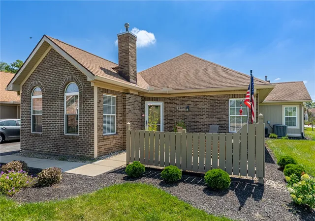 2409-patrick-blvd-dayton-oh-45431/hzid_ef2ce78c