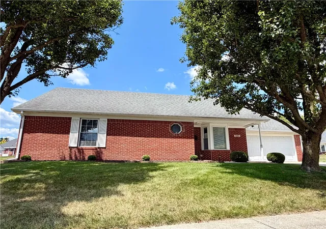 1284-pheasant-run-springfield-oh-45503/hzid_9d76bc3f
