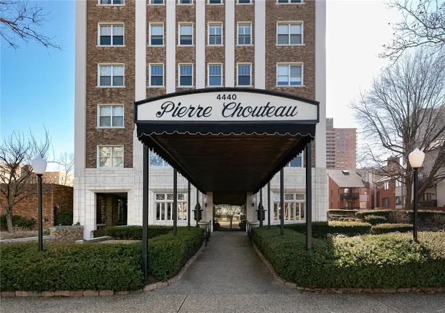4440-lindell-blvd-802-st-louis-mo-63108/hzid_f605f310