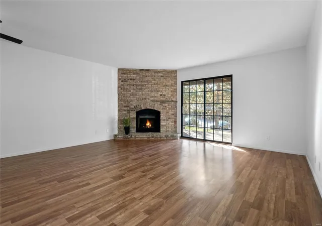1420-heritage-landing-306-saint-charles-mo-63303/hzid_c54fce3b