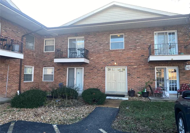 6966-colonial-woods-dr-62-st-louis-mo-63129/hzid_186aa2e6