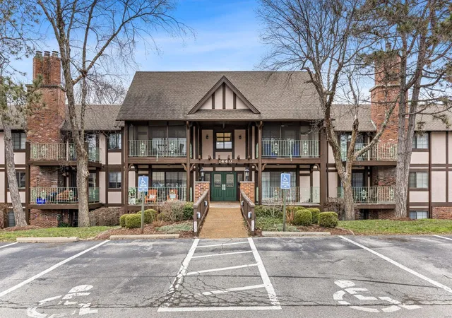1440-heritage-204-saint-charles-mo-63303/hzid_2c550698