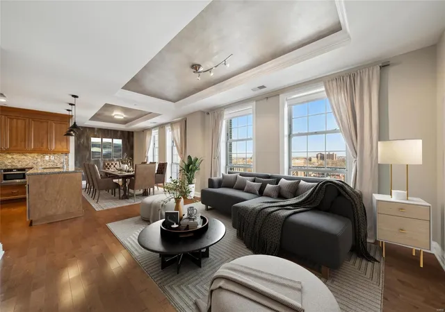 232-n-kingshighway-blvd-1201-saint-louis-mo-63108/hzid_a92c7de6