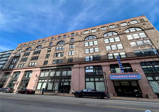 1113-washington-ave-618-st-louis-mo-63110/hzid_02755a0f