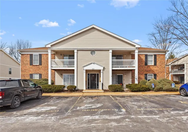 5273-cricket-glen-ct-f-saint-louis-mo-63129/hzid_d473e001