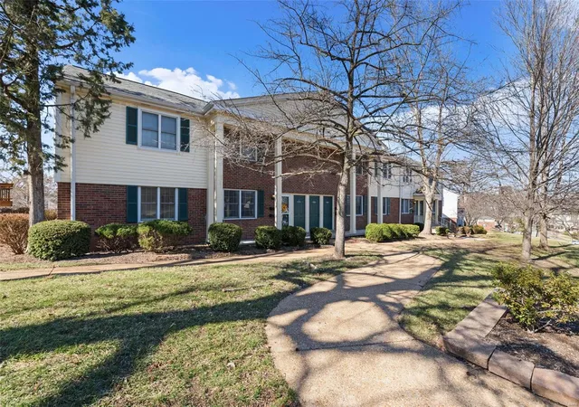 1773-high-school-dr-saint-louis-mo-63144/hzid_fc1ec7ad