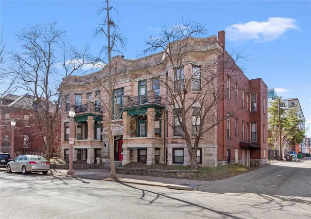 17-n-taylor-ave-5-st-louis-mo-63108/hzid_9c989c3f