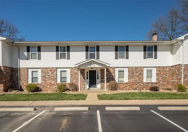 2200-willott-rd-j-st-peters-mo-63376/hzid_d1684476