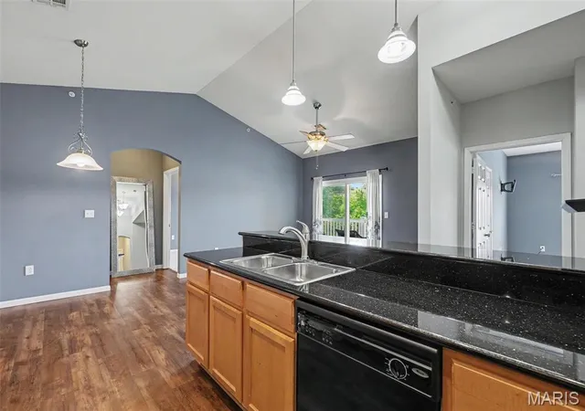 39-kassebaum-ln-305-saint-louis-mo-63129/hzid_c867e315
