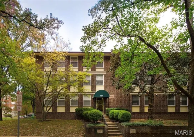 7571-wellington-way-1a-st-louis-mo-63105/hzid_e3cccc4c
