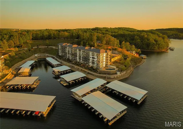 183-upper-monarch-cove-dr-4b-lake-ozark-mo-65049/hzid_400fa9da