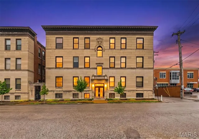 322-n-boyle-ave-3s-st-louis-mo-63108/hzid_8313690c