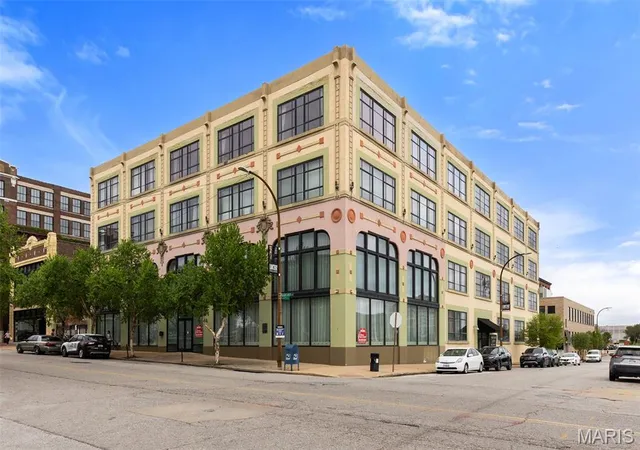 2201-locust-st-305-saint-louis-mo-63103/hzid_704e4f27