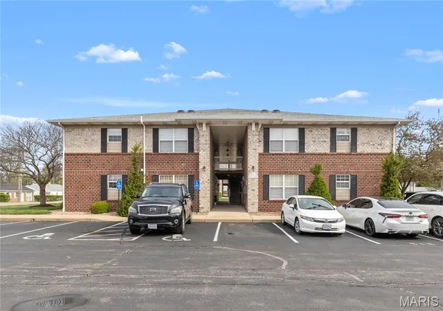 406-s-church-st-522-st-peters-mo-63376/hzid_3958e213