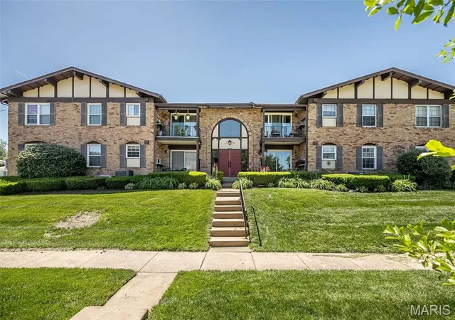 11816-cresta-verde-dr-d-saint-louis-mo-63146/hzid_b493bf5e