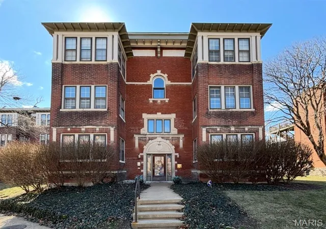 5900-mcpherson-ave-2w-saint-louis-mo-63112/hzid_1d9e0353
