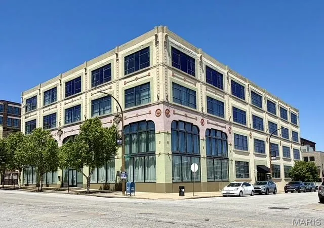 2201-locust-st-408-409-saint-louis-mo-63103/hzid_4ec5d80c