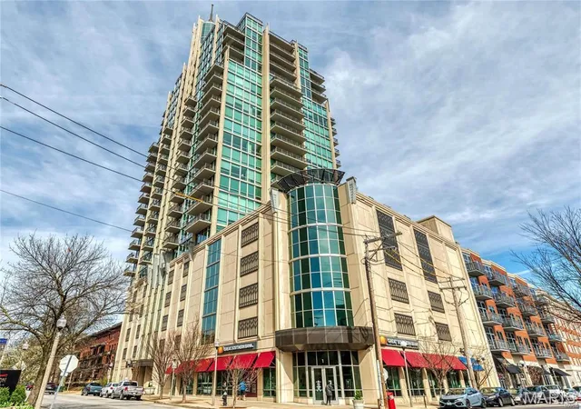 4909-laclede-ave-1606-st-louis-mo-63108/hzid_922de1ce