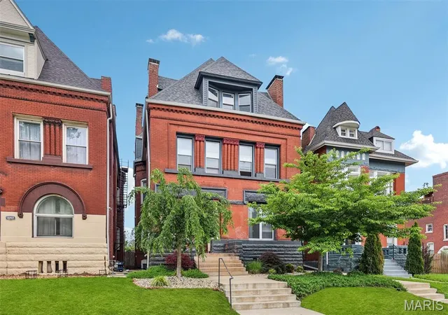 4253-washington-blvd-d-st-louis-mo-63108/hzid_494ed2c9