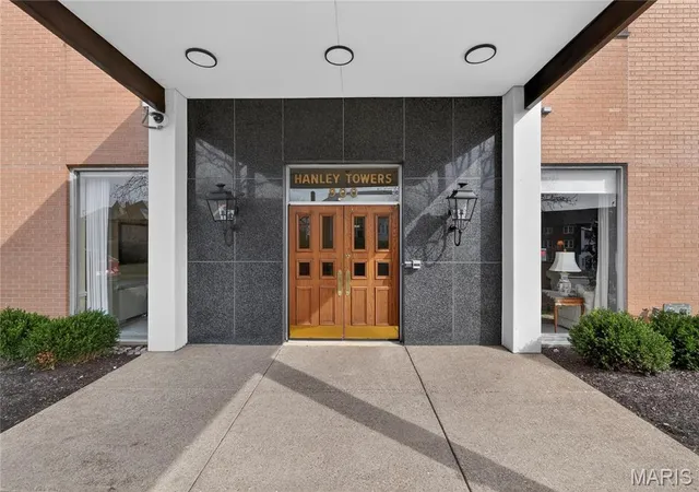 900-s-hanley-rd-3d-clayton-mo-63105/hzid_0418bb38