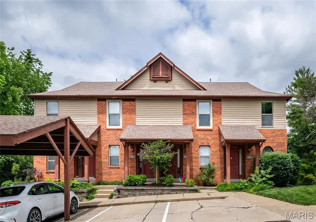15619-quail-meadows-dr-d-chesterfield-mo-63017/hzid_f5f28164