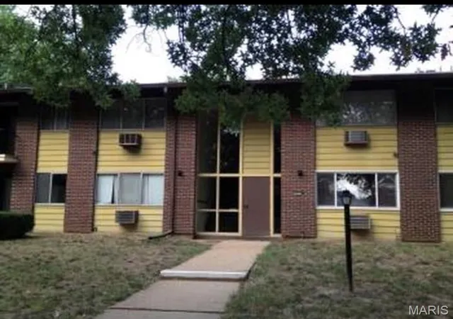 7411-sieloff-dr-a-hazelwood-mo-63042/hzid_e20c6543