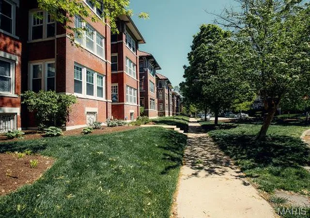 5879-nina-pl-1-st-louis-mo-63112/hzid_31a1cfee
