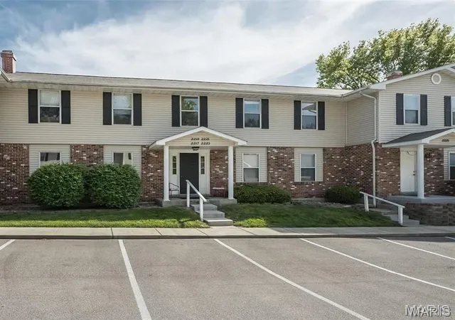 2221-highland-hill-dr-d-saint-peters-mo-63376/hzid_51c75945