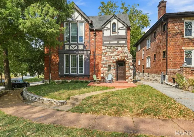 7379-amherst-ave-saint-louis-mo-63130/hzid_f321afa9