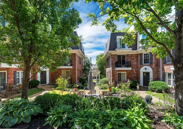115-e-bodley-ave-a3-kirkwood-mo-63122/hzid_5b5b1219