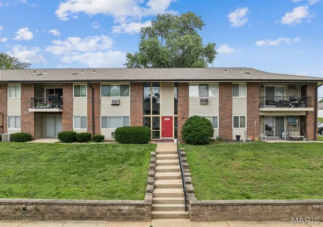 9047-villaridge-ct-f-unincorporated-mo-63123/hzid_67ba5655