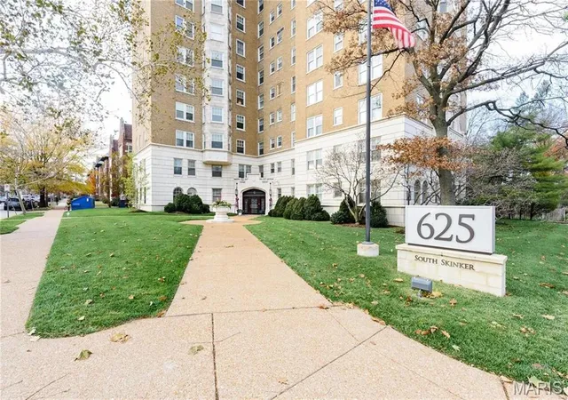 625-s-skinker-blvd-202-st-louis-mo-63105/hzid_de83bc41