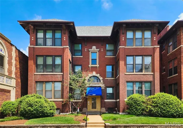 5567-pershing-ave-2w-saint-louis-mo-63112/hzid_0b320dd5