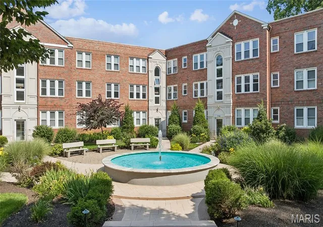 7743-kingsbury-blvd-21-clayton-mo-63105/hzid_90facf72